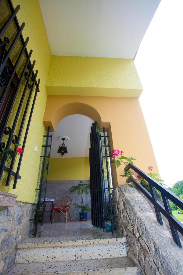 Villa Teresa Onís 外观 照片